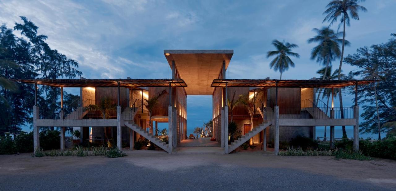 Chula Beach Resort Ханом Экстерьер фото
